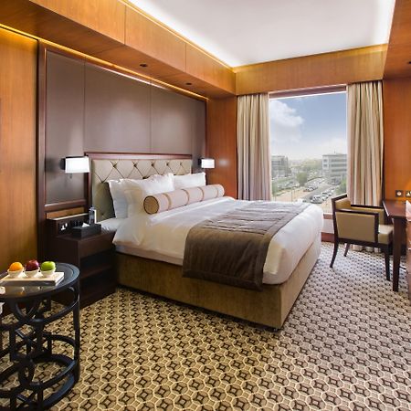 Ayla Grand Hotel Аль-Айн Екстер'єр фото Deluxe Room