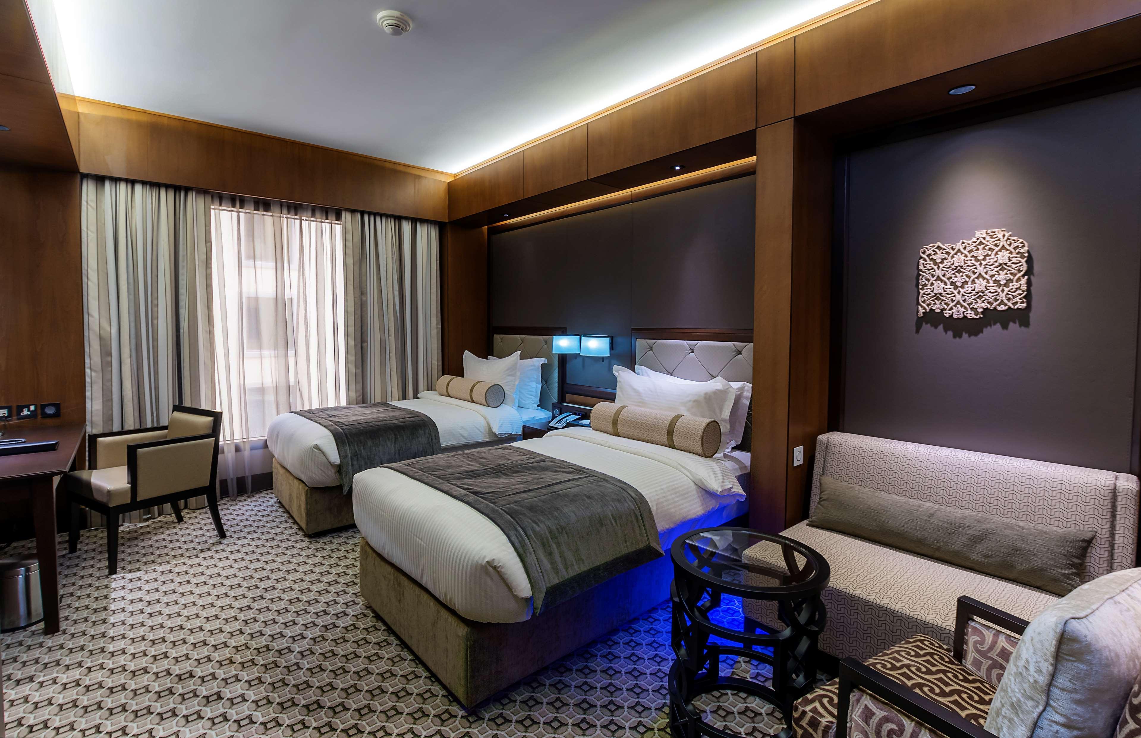 Ayla Grand Hotel Аль-Айн Екстер'єр фото Deluxe Room