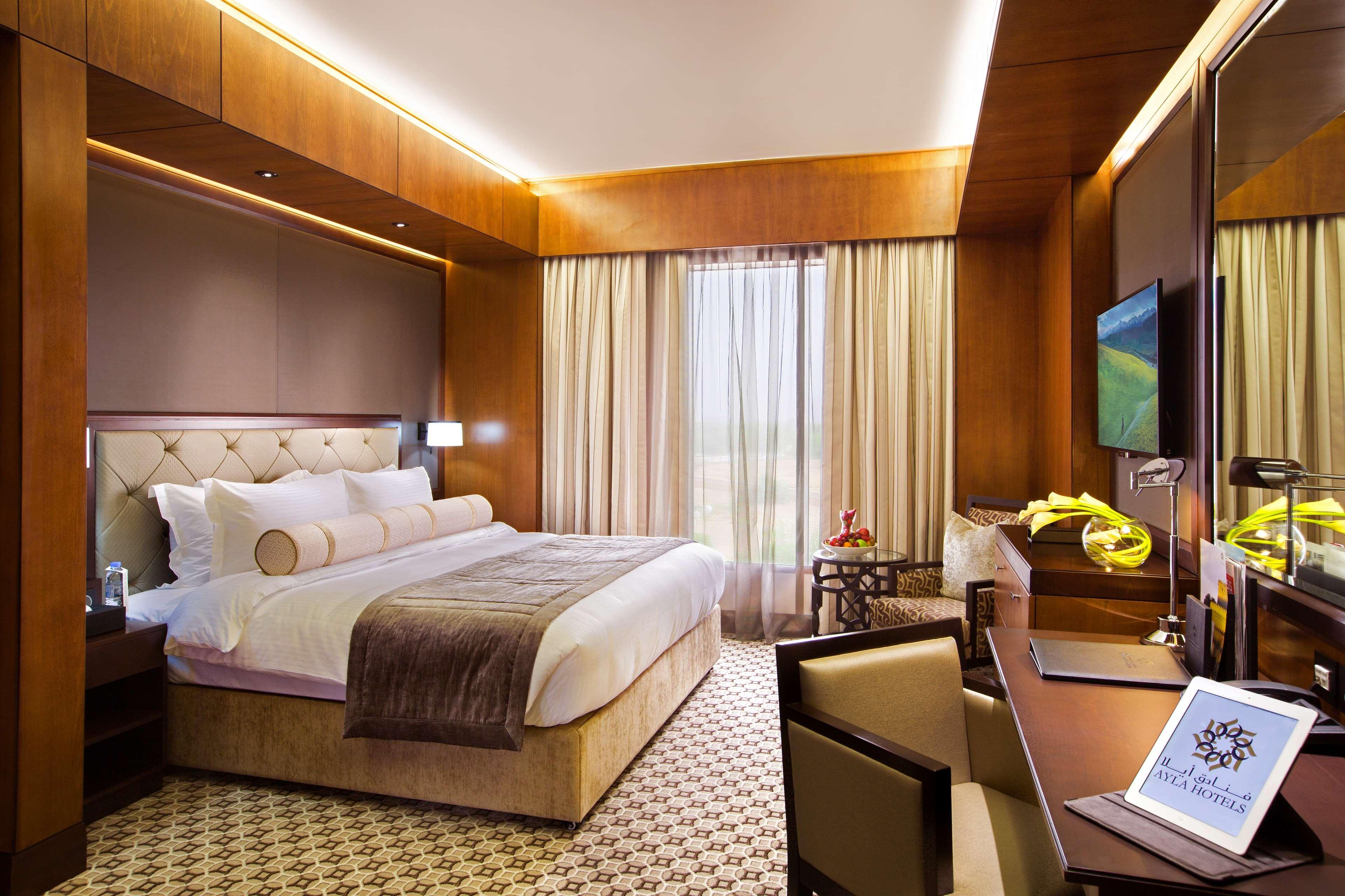 Ayla Grand Hotel Аль-Айн Екстер'єр фото Deluxe Room