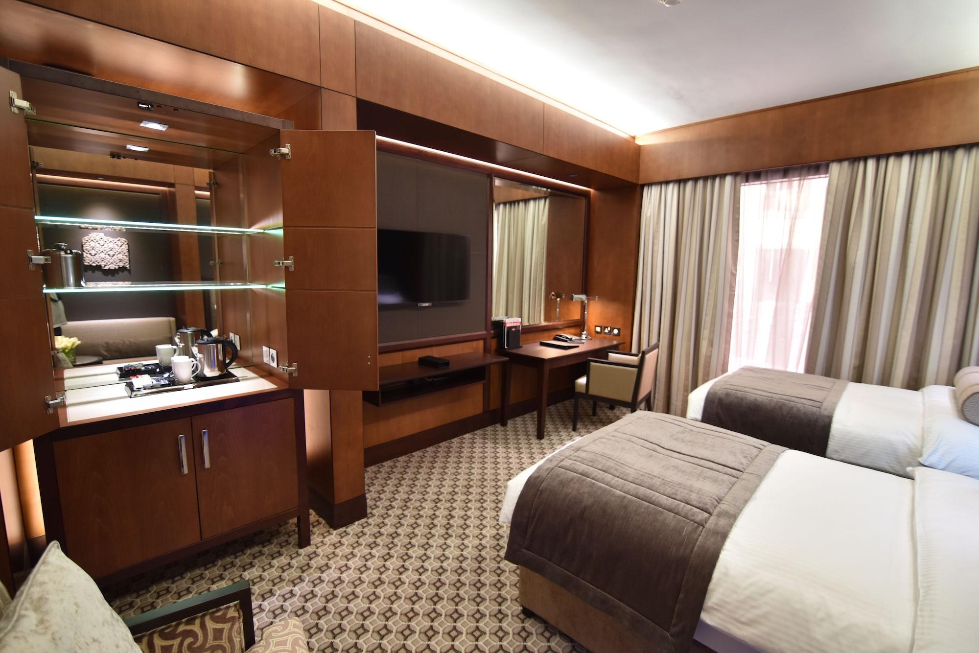 Ayla Grand Hotel Аль-Айн Екстер'єр фото Deluxe Room